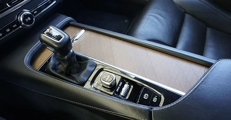 Zunanja slika - Volvo V90 - D5 AWD A Inscription+ACC+19 COL+PRIKLOP+360 KAMERA - 15