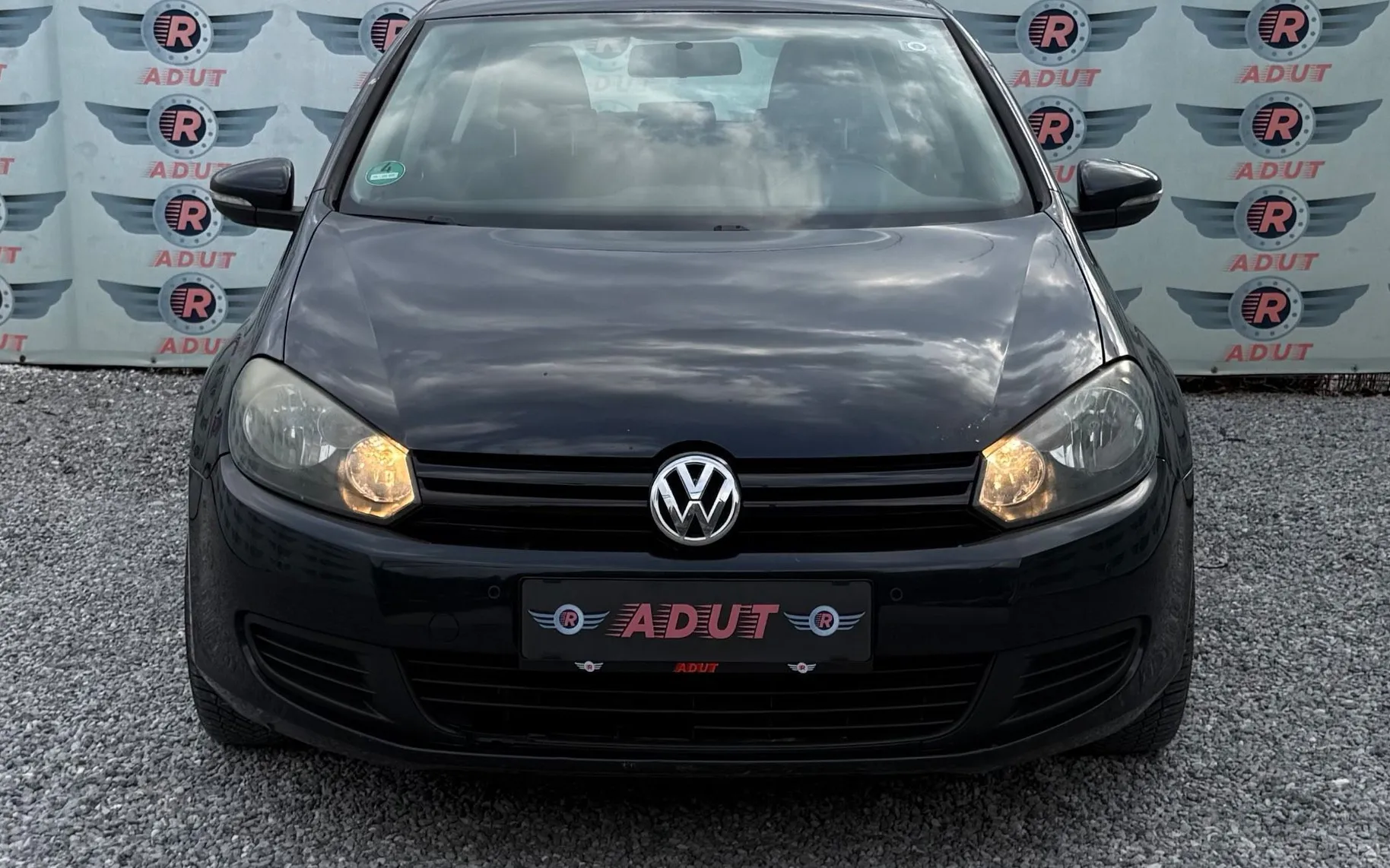 Zunanja slika - Volkswagen Golf - 2.0 TDI Comfortline|PARK.SENZ|VELIKI SERVIS - 2