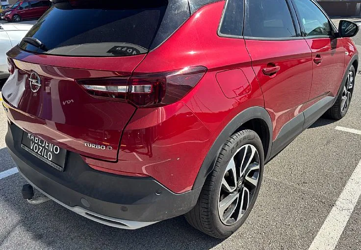 Zunanja slika - Opel Grandland X - 2.0 CDTI Ultimate Start Stop Avt.. 1LASTNIK. - 4