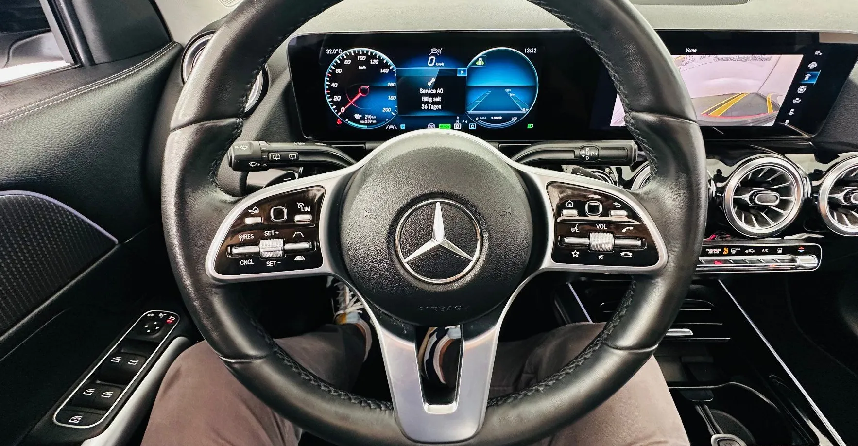 Zunanja slika - Mercedes-Benz EQA - 250 Progress.NEMŠKI.PANORAMA.KLJUKA.LED.ACC.USNJE - 9
