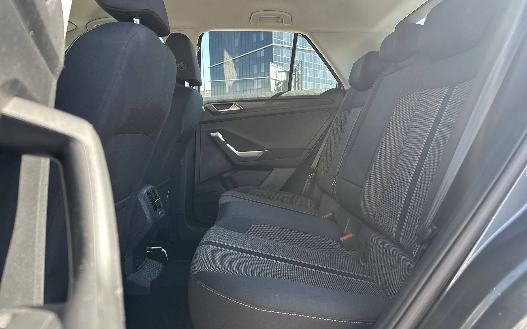 Notranja slika - VW T-Roc - 1.0 TSI BMT Style - 11