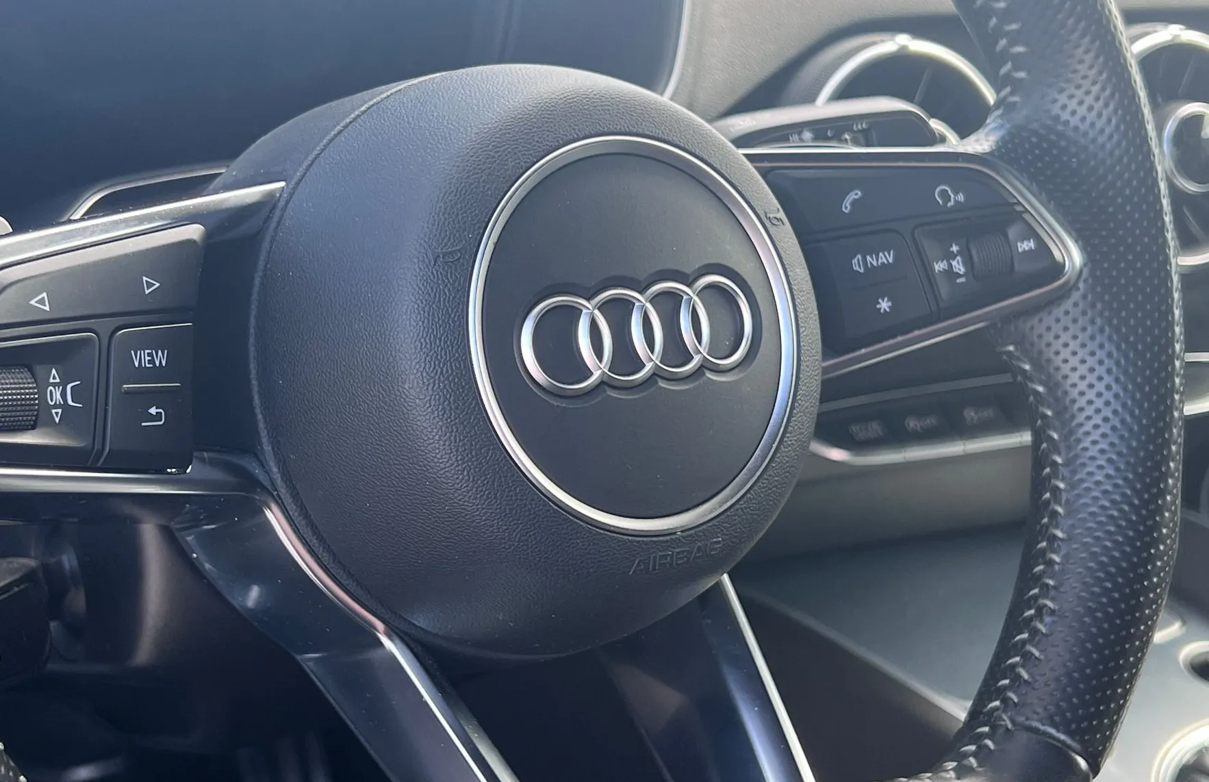 Zunanja slika - Audi TT - 2.0TFSI S line MATRIX-VIRTUAL-GRSED-NAVI-BT-19COL - 9