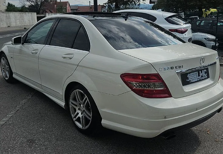 Zunanja slika - Mercedes-Benz C-Razred - C 320 CDI°4-MATIC° °AUT+F1° 224ks °STREŠNO OKNO° - 6