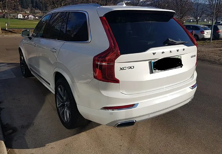 Zunanja slika - Volvo XC90 - D5 AWD Inscription Geartronic - 4