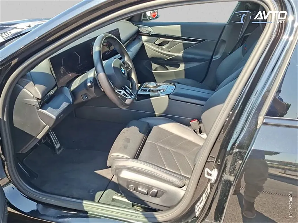 Zunanja slika - BMW Serija 5 - 540d xDrive - 6