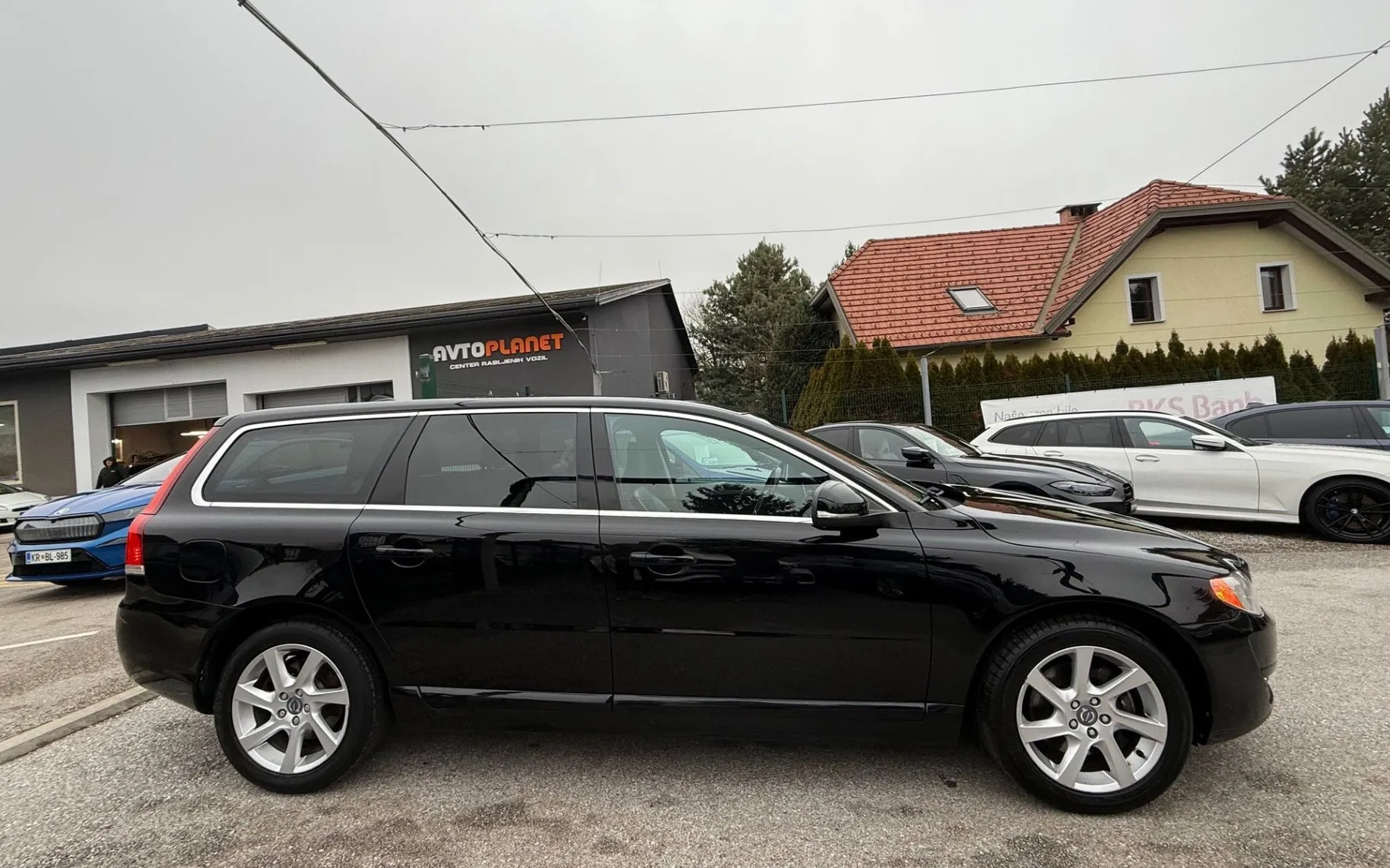 Zunanja slika - Volvo V70 - 2.0 D AUT. Momentum LED NAVI USNJE VLEČNA - 6