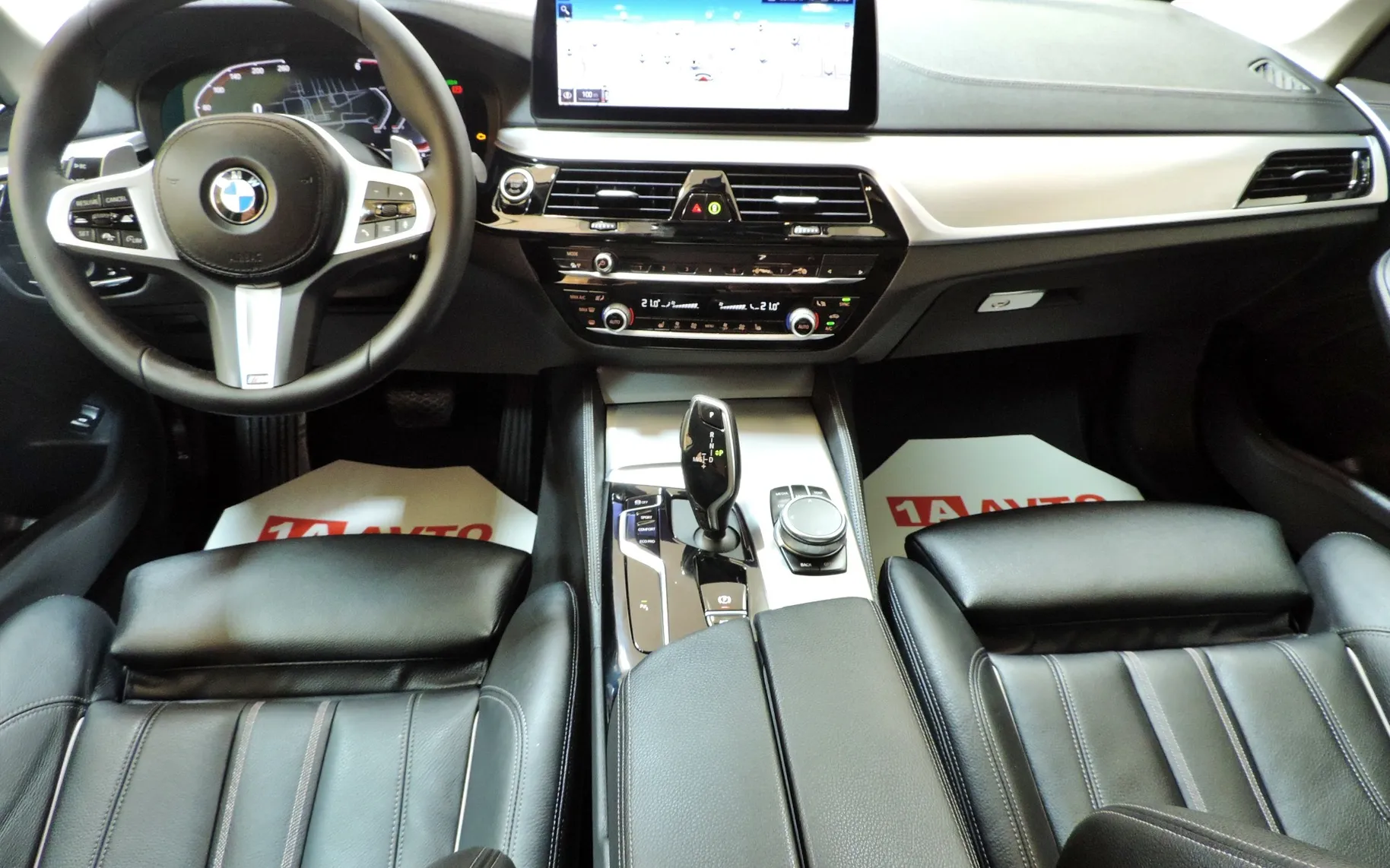 Zunanja slika - BMW Serija 5 - 520d xDrive Touring Avt. Luxury - 13