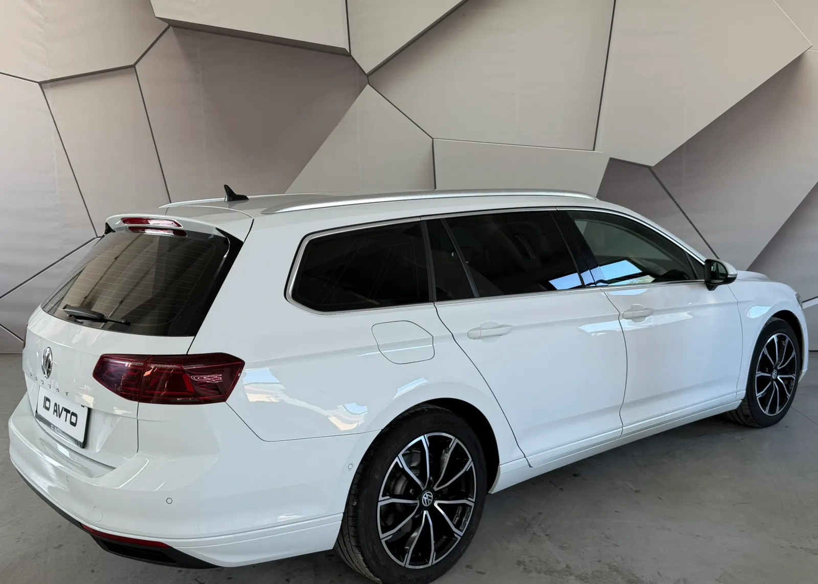 Zunanja slika - Volkswagen Passat - Variant 2,0 TDI BMT SCR Business DSG - 2