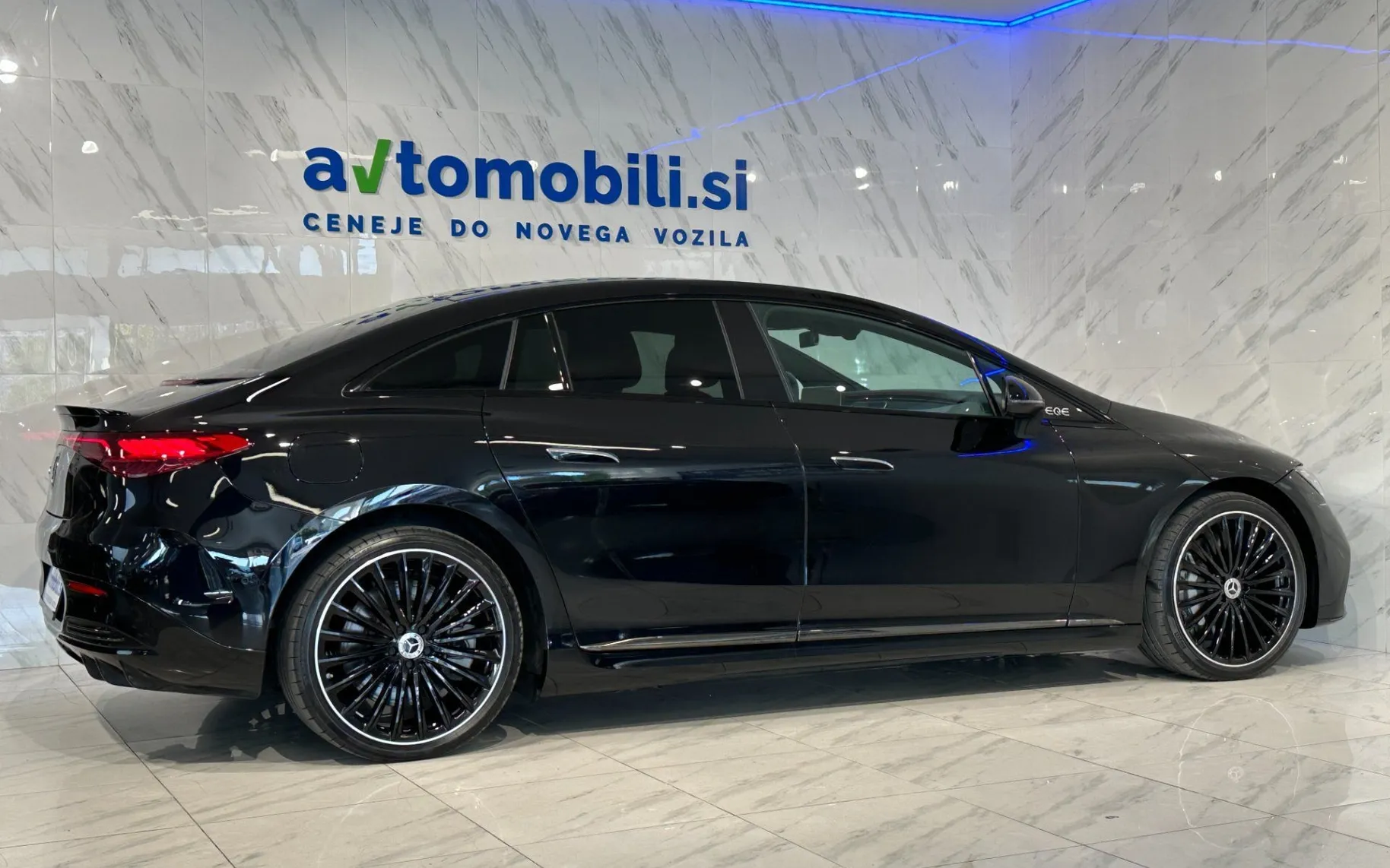 Zunanja slika - Mercedes-Benz EQE - 300|AMG Line|DigitalL|Kamera|ACC|Kljuka|Memory|... - 5