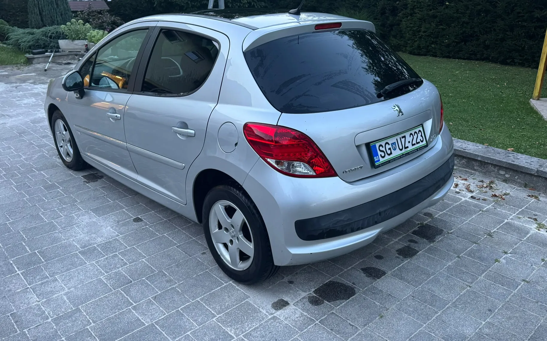 Zunanja slika - Peugeot 207 - SW Trendy 1,4 VTi - 2