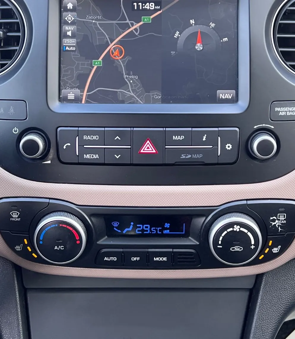 Zunanja slika - Hyundai i10 - 1.25+NAVI+ALU+LED+PDC+SLO - 15