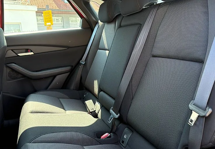 Zunanja slika - Mazda CX-30 - e-Skyactiv G140 Centre-line - 10