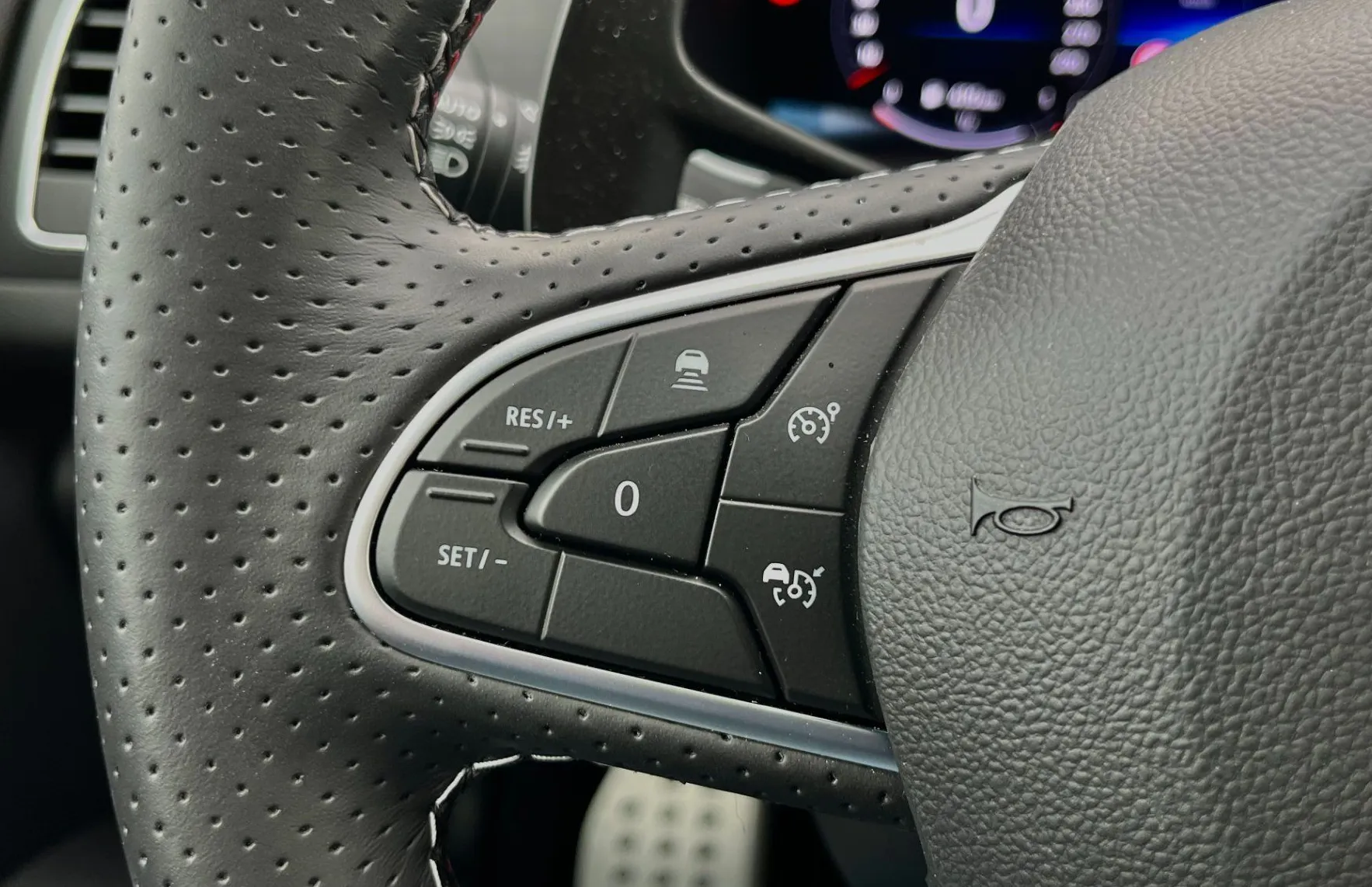 Zunanja slika - Renault Mégane - Megane RS TCe 300 EDC 4 CONTROL.VZR.KAM.LED.2XPDC - 15