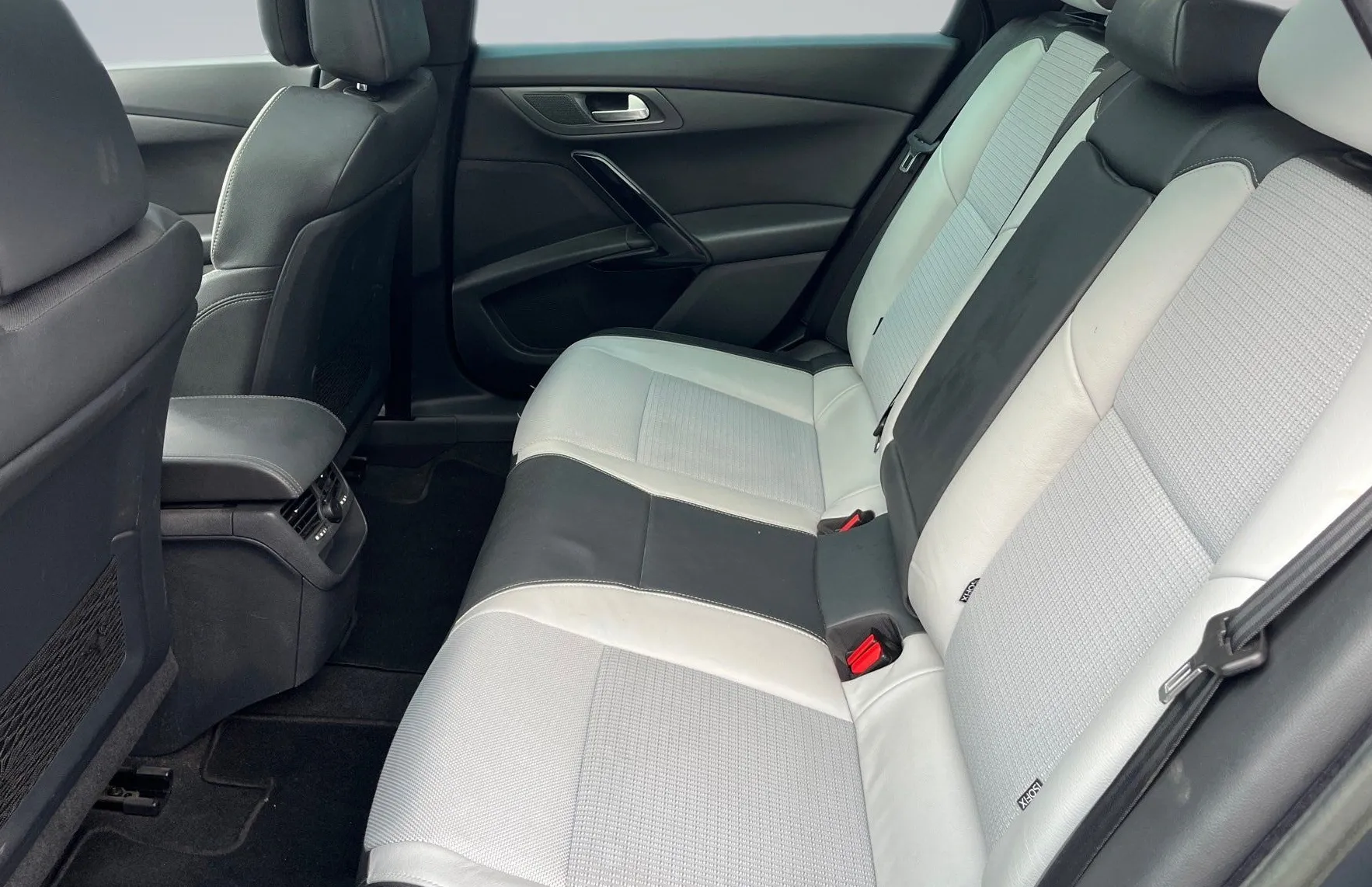 Zunanja slika - Peugeot 508 - RXH Hybrid4 2.0 HDi FAP Avt. - 11