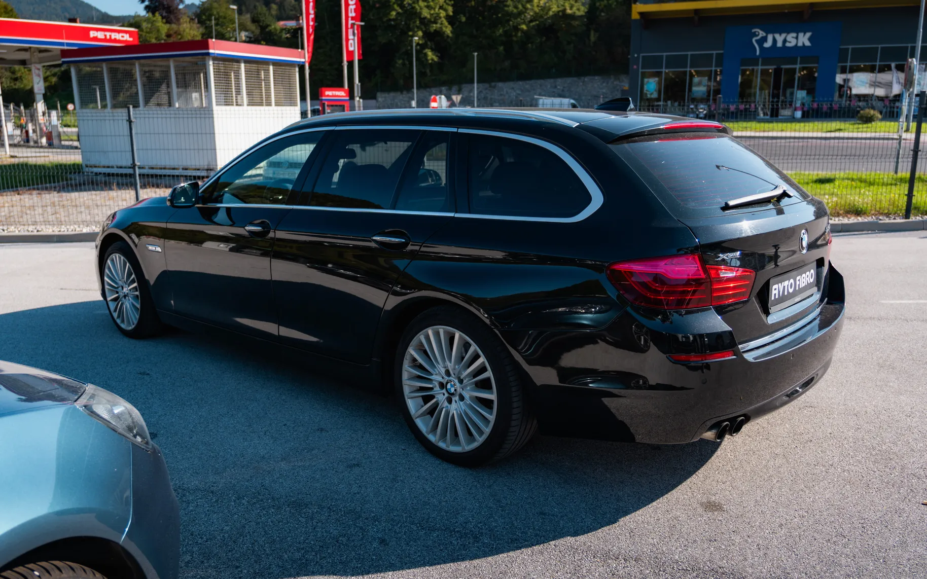 Zunanja slika - BMW Serija 5 - 530d xDrive touring Avt. - 6