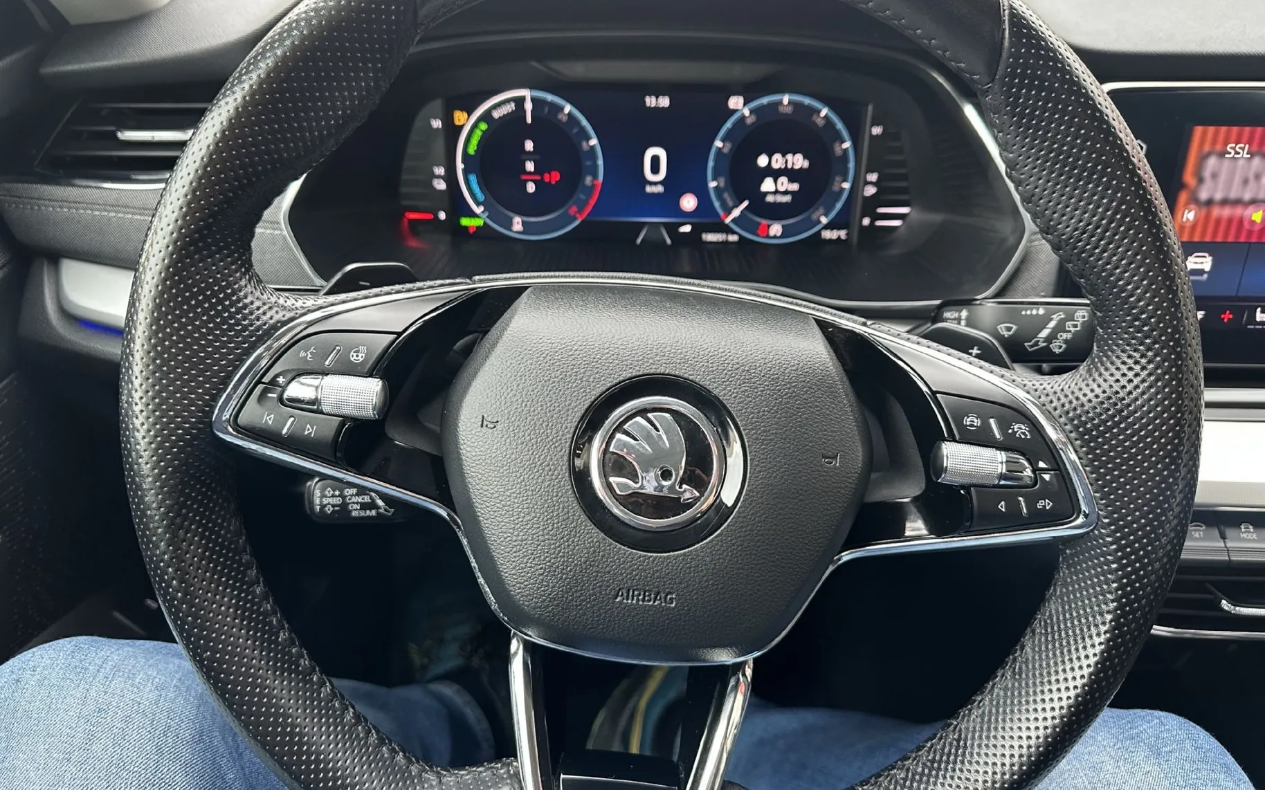 Zunanja slika - Škoda Octavia - Škoda  Style 1.4 TSI PHEV DSG NEMŠKI.KAMERA - 11