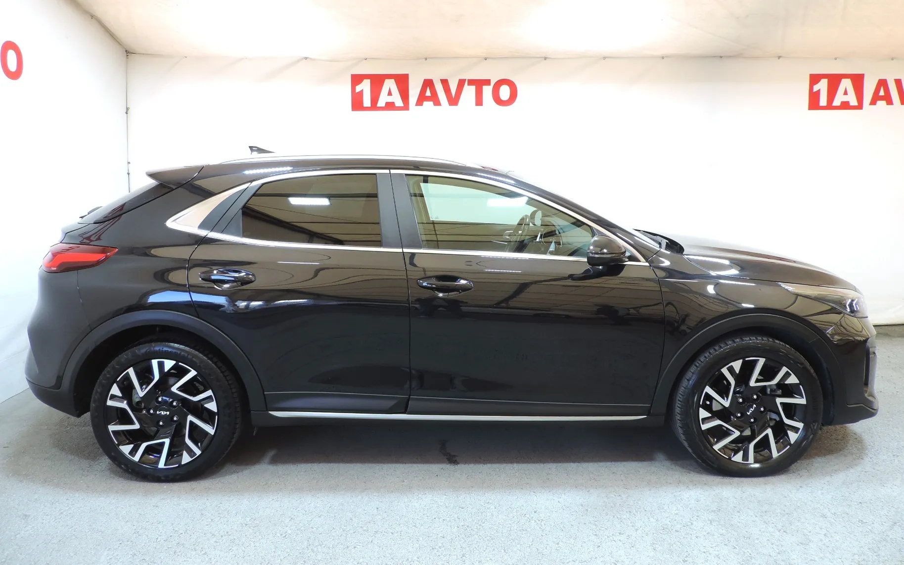 Zunanja slika - KIA XCeed - 1,6 CRDi MHEV LX Joy ISG DCT - 4