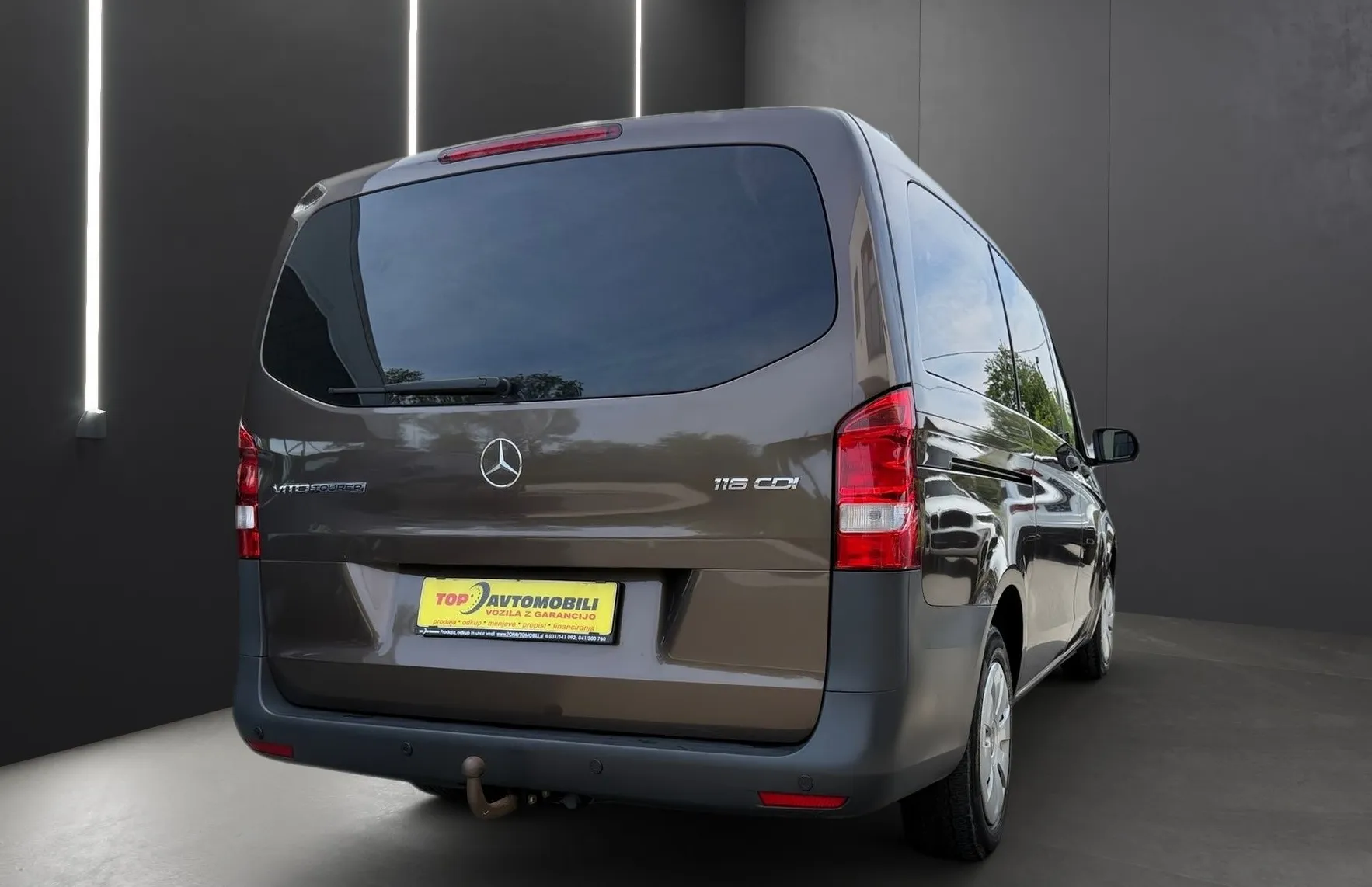 Zunanja slika - Mercedes-Benz Vito - Tourer 116 CDI DOLGI 9 SEDEŽEV NAVI PDC KLJUKA TOP - 6