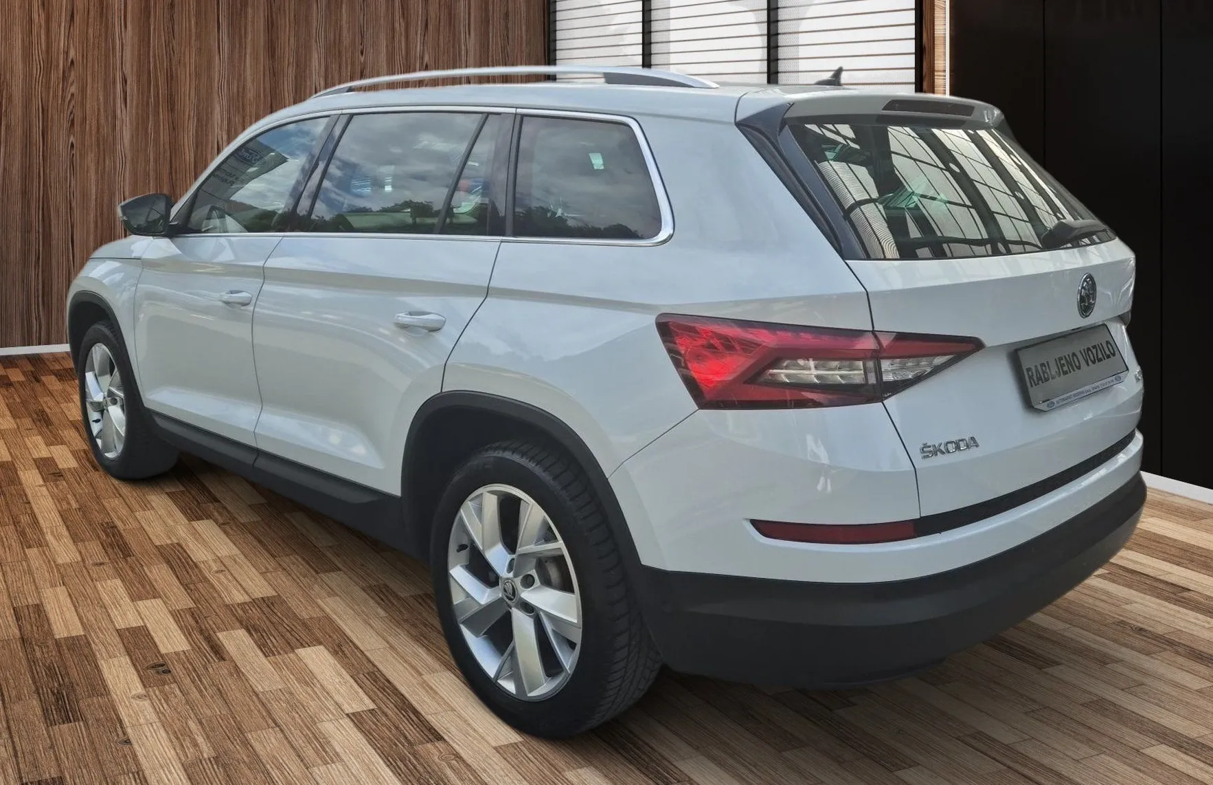 Zunanja slika - Škoda Kodiaq - STYLE 2.0 190PS DSG 4X4-SLO-1.LAST-OGROMNO OPREME - 5