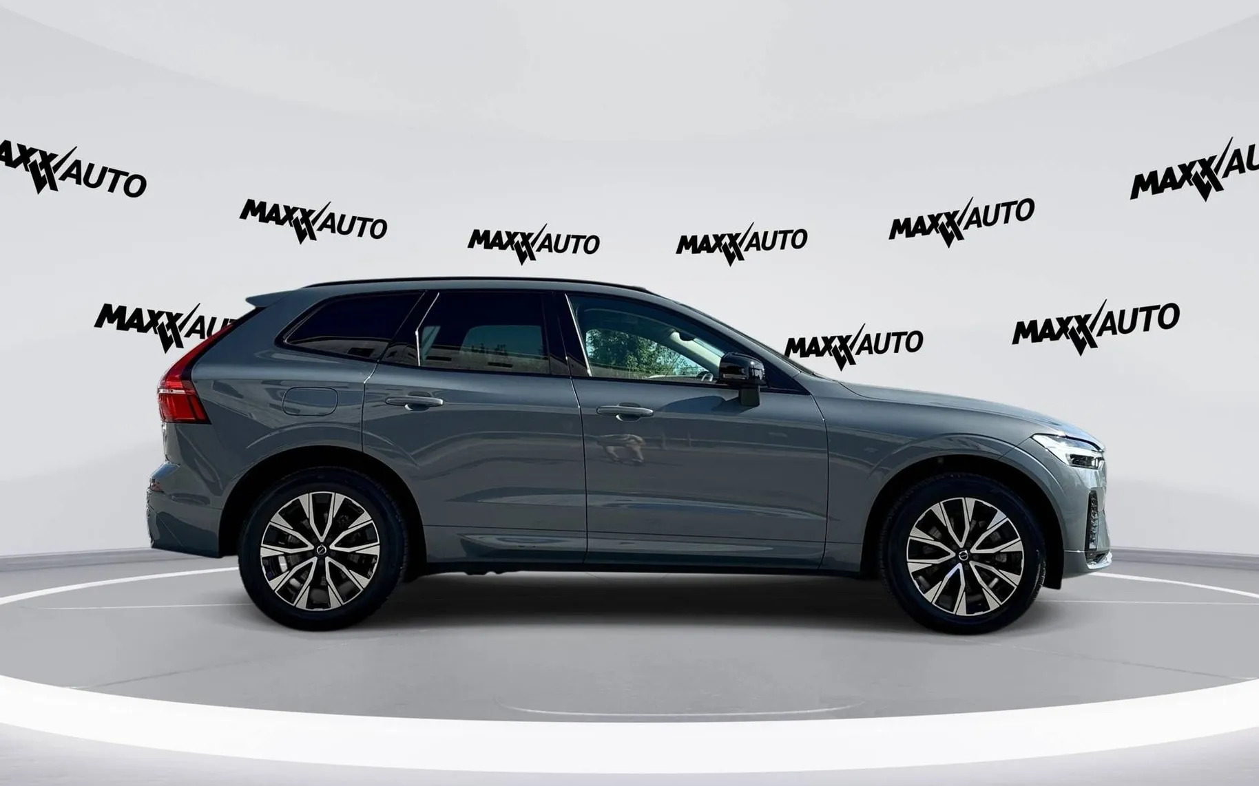 Zunanja slika - Volvo XC60 - B4 D Plus Dark Avt. - 4