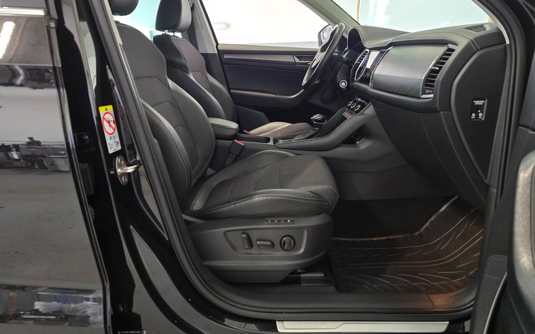 Notranja slika - Škoda Kodiaq - 2.0 TDI Style DSG- Matrix.virtual.kamera.asistence - 17