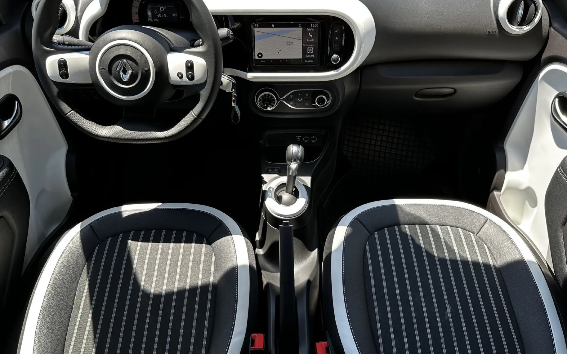 Zunanja slika - Renault Twingo - Electric 60 kW TECHNO - 9
