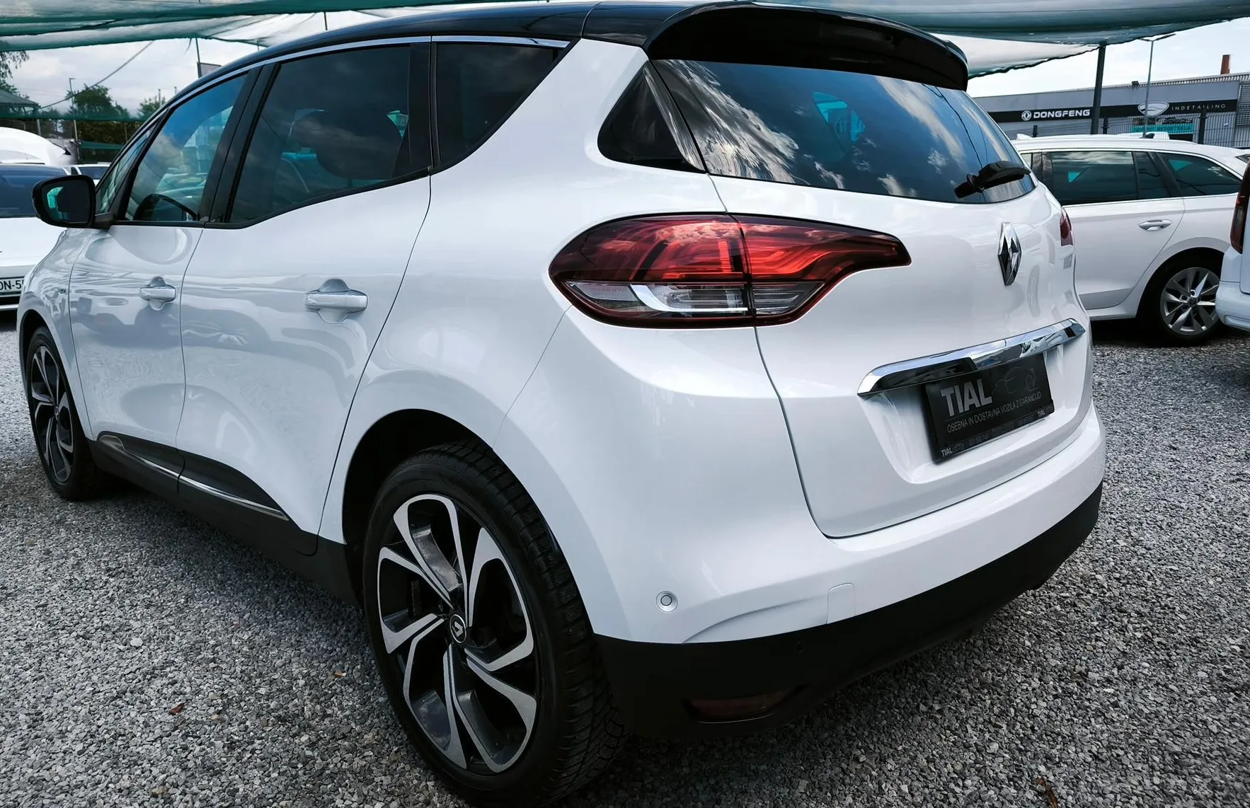 Zunanja slika - Renault Scénic - Scenic 1.7 DCI AUT.-BOSE-20COL-VIRT-KAM-PERLA-MRT.KOTI- - 4
