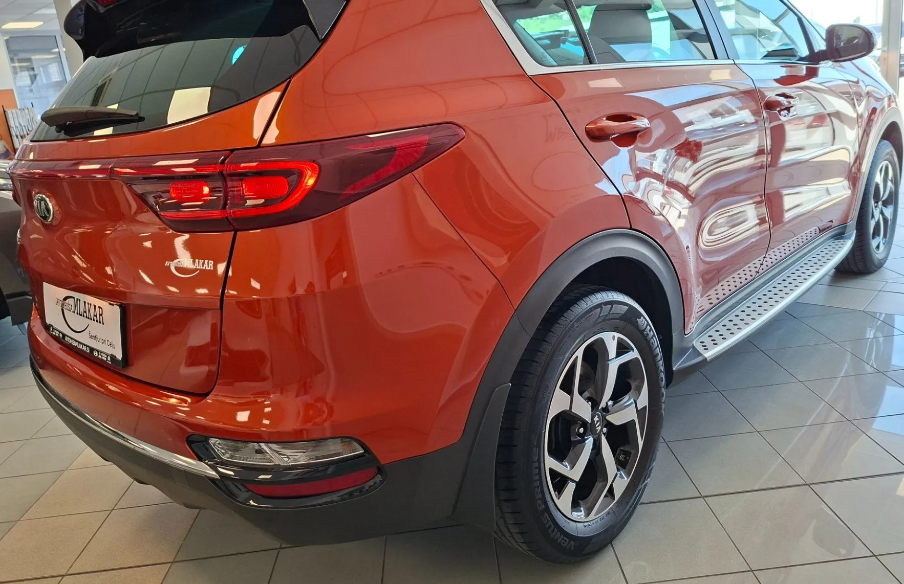 Zunanja slika - KIA Sportage - 2WD 1.6 GDI LX Edition ISG-1.LAST-SLO-LED-KAMERA- - 4