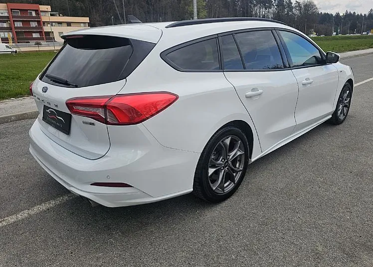 Zunanja slika - Ford Focus - Karavan EcoBoost 125 mHEV ST-Line - 4