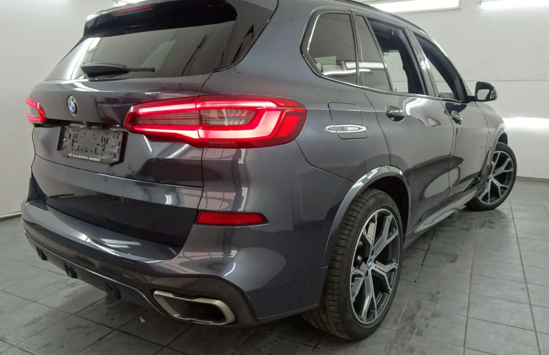 Zunanja slika - BMW X5 - serija :  xDriveM50d Avt.KAMERA.LES.USNJE.NAVI.ACC.KLJUKA - 3