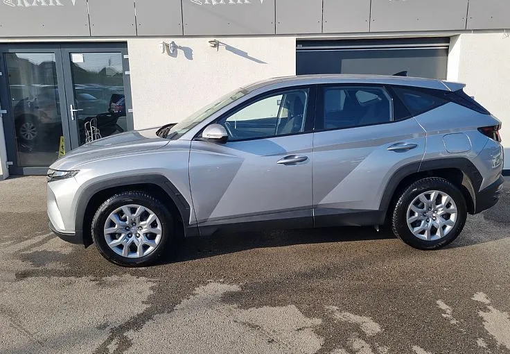 Zunanja slika - Hyundai Tucson - 1.6 T-GDI  TREND 2WD 47237 KM.1.LASTNIK. SERVISNA - 1