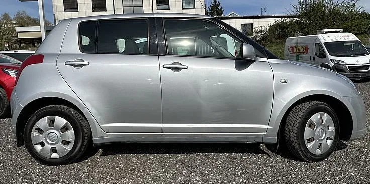 Zunanja slika - Suzuki Swift - 1.3 GC - 4