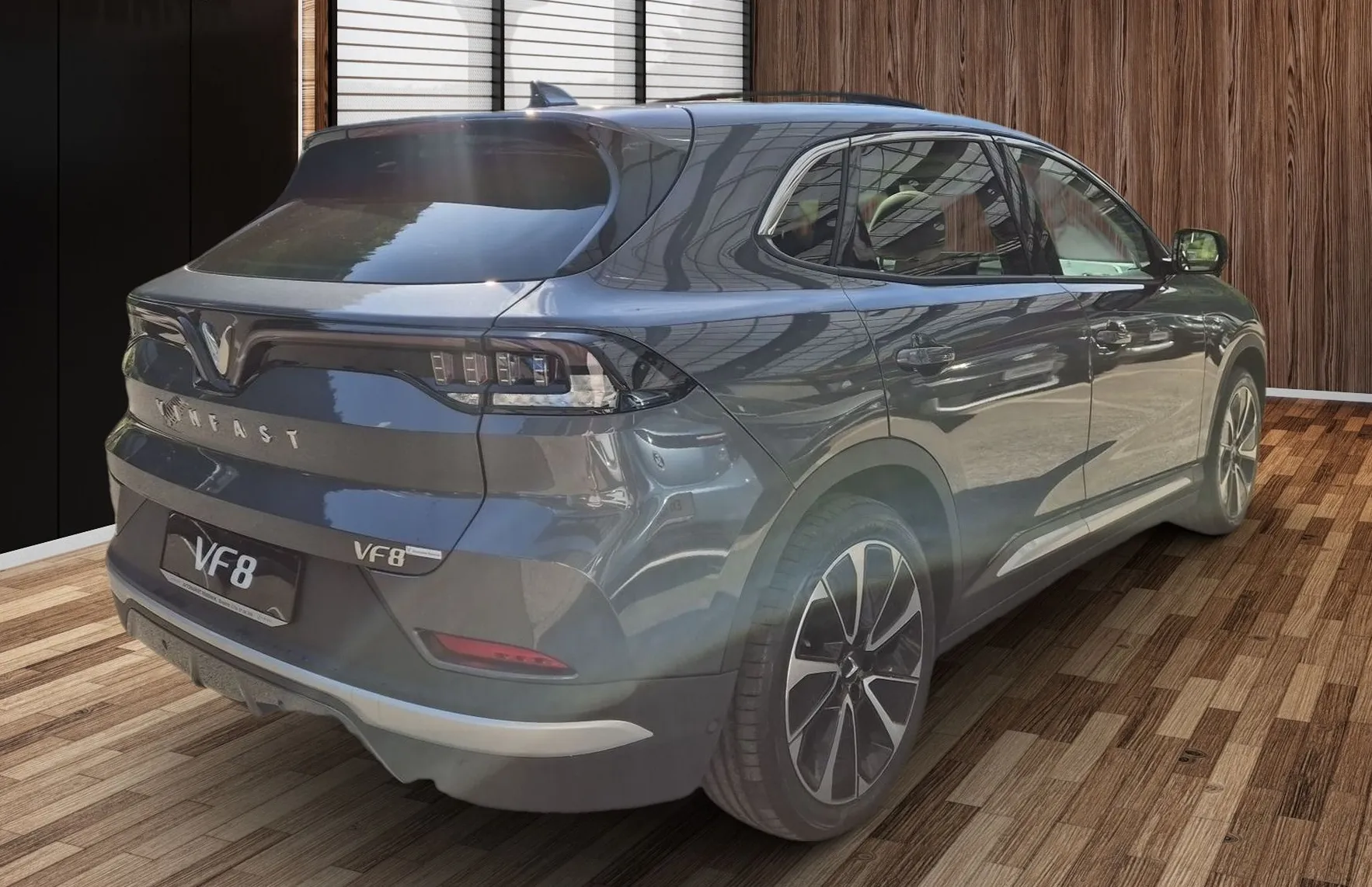 Zunanja slika - Vinfast VF8 - 87.7kWh AWD Plus 408PS-GRATIS POLNILNICA 22KW - 4