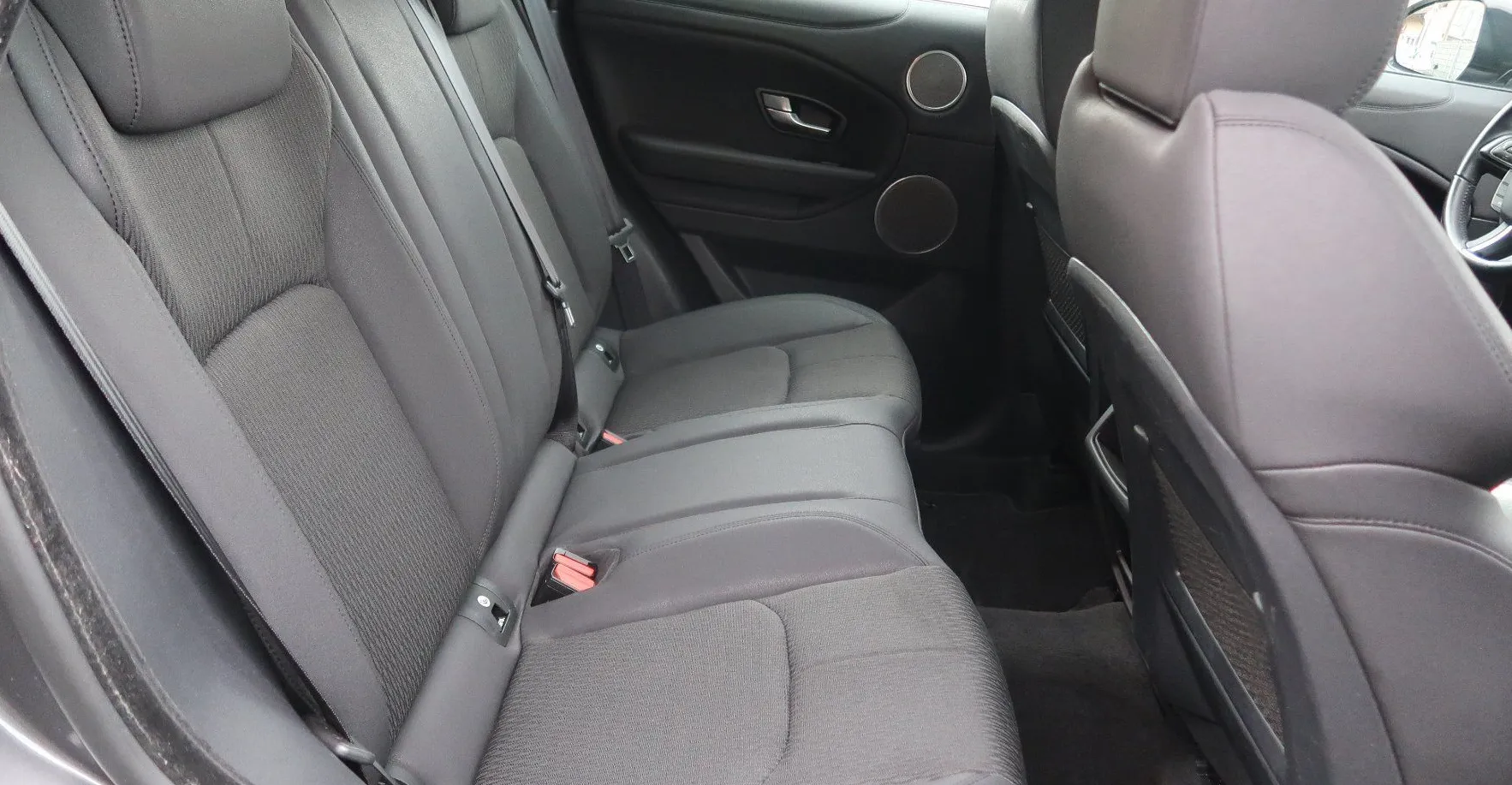 Zunanja slika - Land Rover Range Rover Evoque - 2.0 TD4 aut.150KM 4WD-KAMERA-NAVI-ALU-PDC - 15