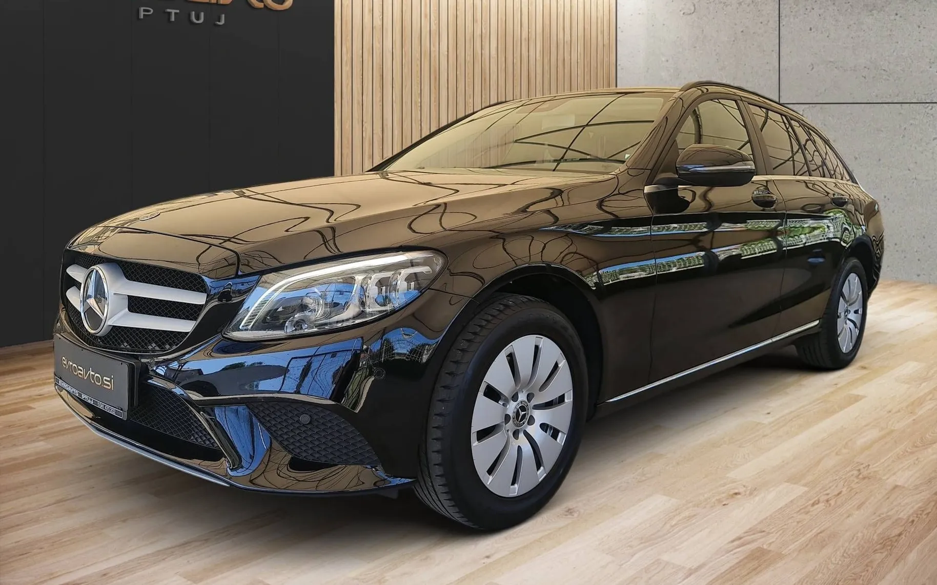 Zunanja slika - Mercedes-Benz C-Razred - C 200 d T Avt.Redno servisiran pooblaščen servis - 2