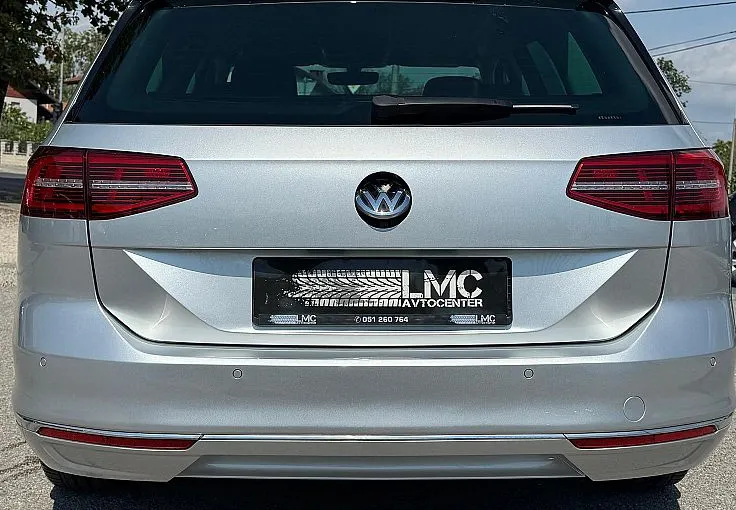 Zunanja slika - Volkswagen Passat - Variant 2.0 TDI 150ks °CARAT° °1.LASTNIK° °FULL-LED° - 5