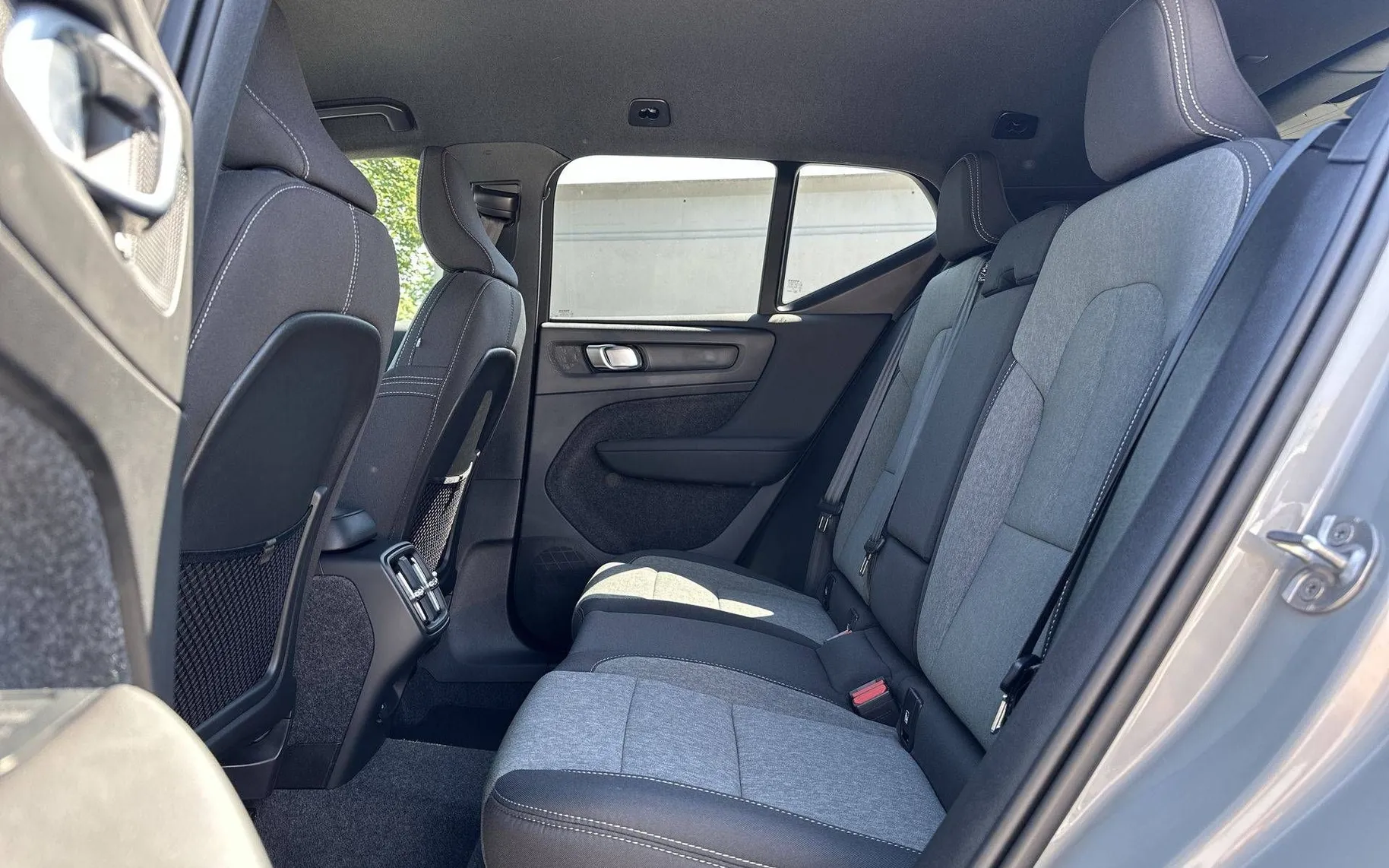 Notranja slika - Volvo XC40 - B3P Core Avt - 11