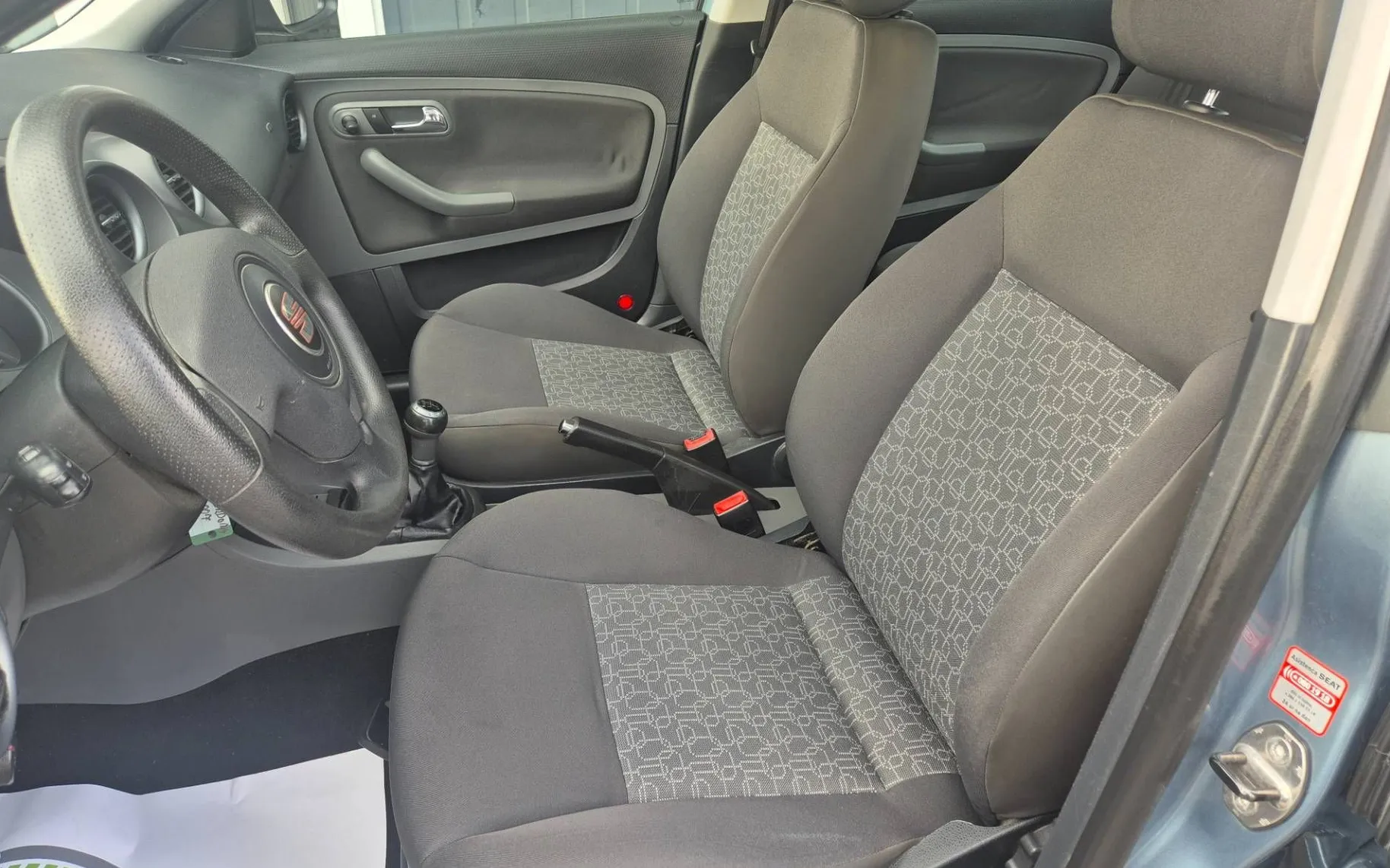 Zunanja slika - Seat Cordoba - 1.4 16V°1.LASTNIK°SLO°KLIMA°SERVO°RADIO CD°ABS° - 11