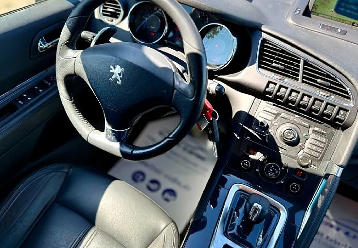 Zunanja slika - Peugeot 3008 - Hybrid4 2.0 HDi Avt. - 9
