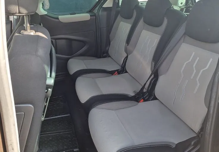 Zunanja slika - Peugeot Partner - Tepee 1.6 HDi Family  VELIKI SERVIS - 9