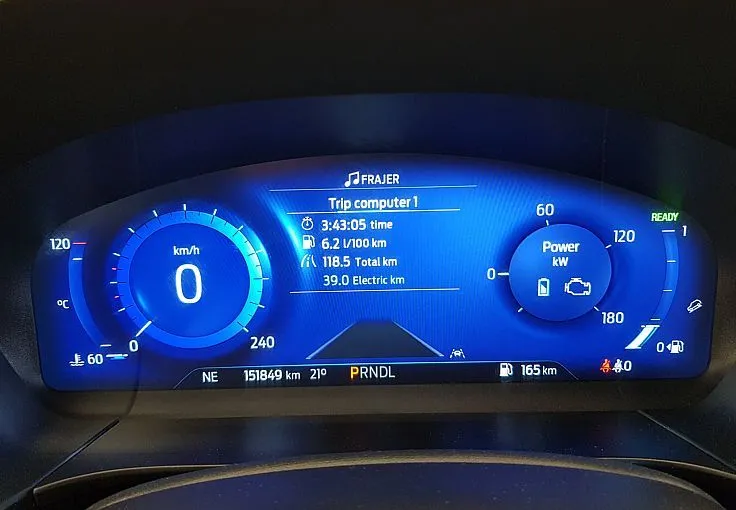 Zunanja slika - Ford Kuga - 2.5 Duratec FHEV Titanium CVT 1.LASTNIK - 11
