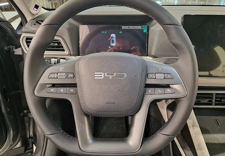 Zunanja slika - BYD ATTO 2 - DM-i BOOST PHEV 156kW baterija18kWh- doseg 1000 km - 9