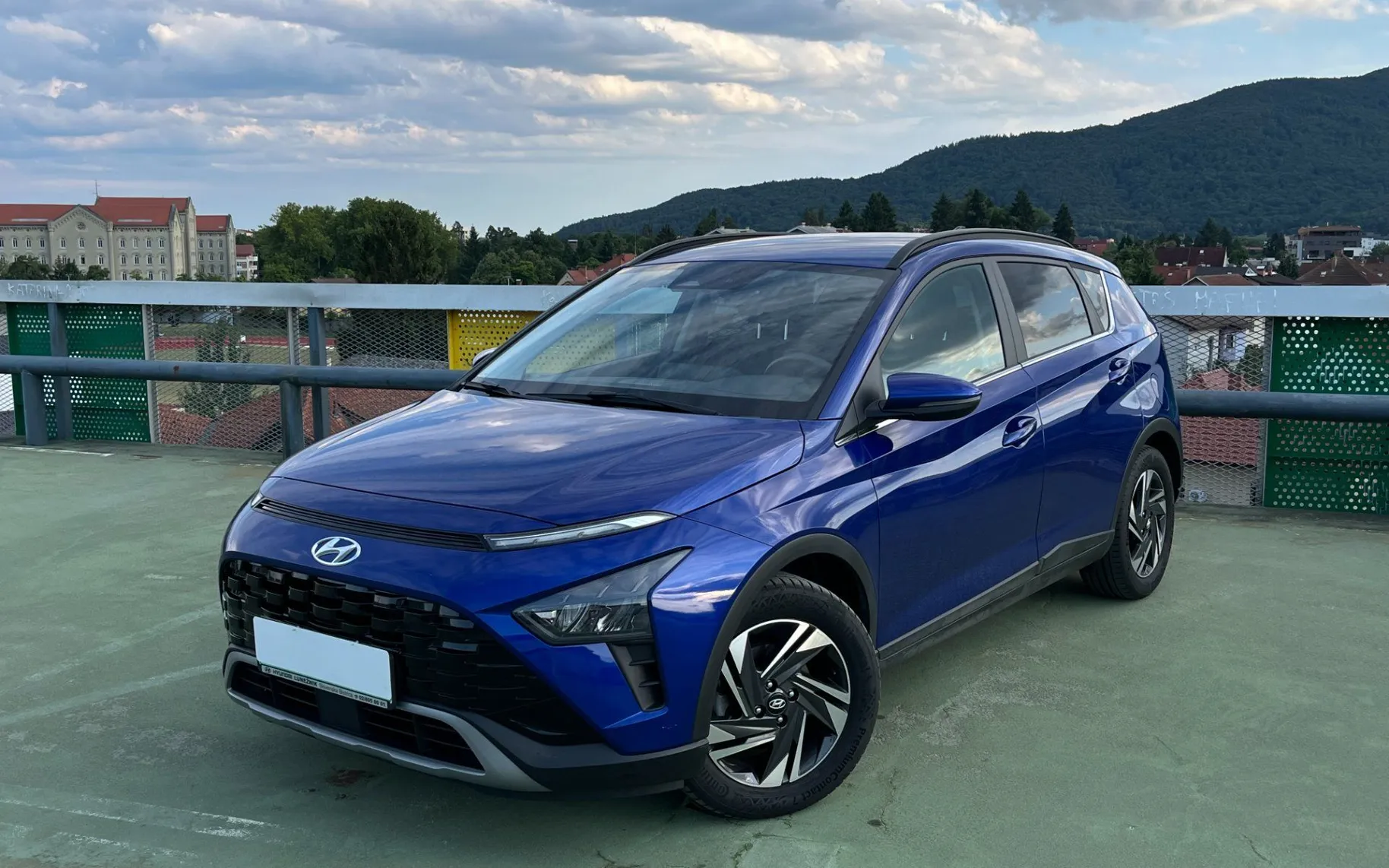 Zunanja slika - Hyundai Bayon - 1.0 T-GDI Style.LED.VZR.KAM.LANE AS.ACC 22.768 KM - 1
