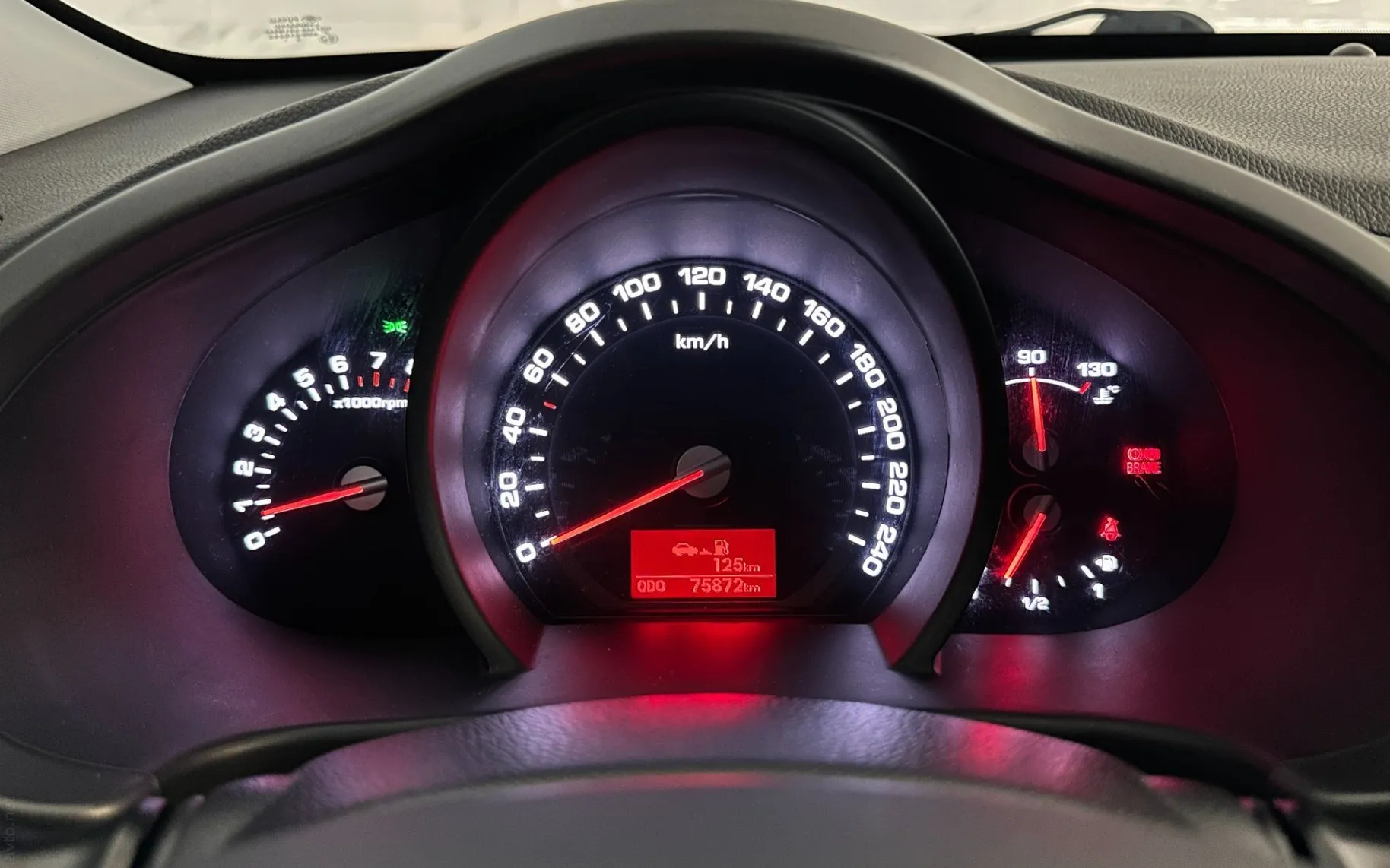 Notranja slika - KIA Sportage - 2.0 Active - Slovensko vozilo... - 10