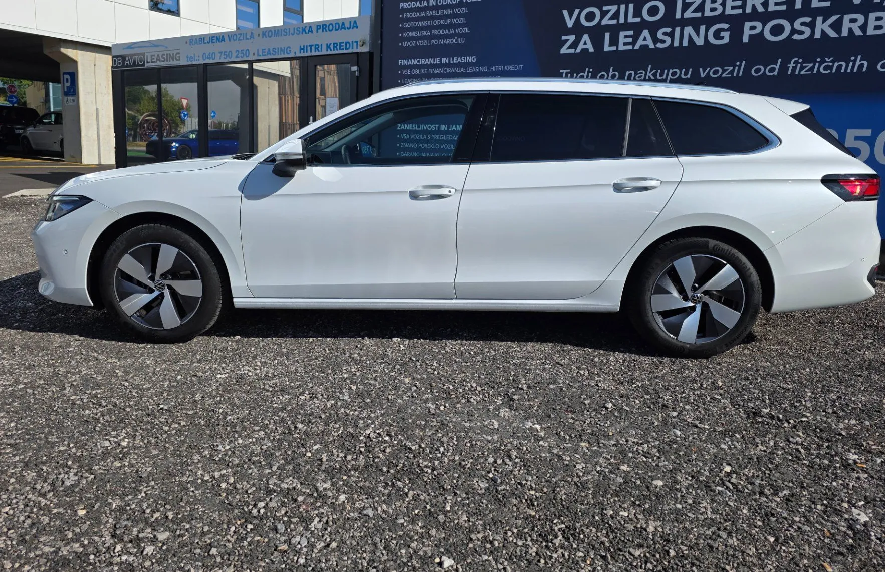Zunanja slika - Volkswagen Passat - Variant 1.5 eTSI BMT Business DSG -PERLA BELA- beri opombe - 5