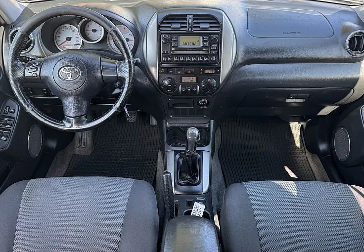 Zunanja slika - Toyota RAV4 - 2.0d 116ks 4x4 °SLO-POREKLO° °SAMO 190.900 km° - 6