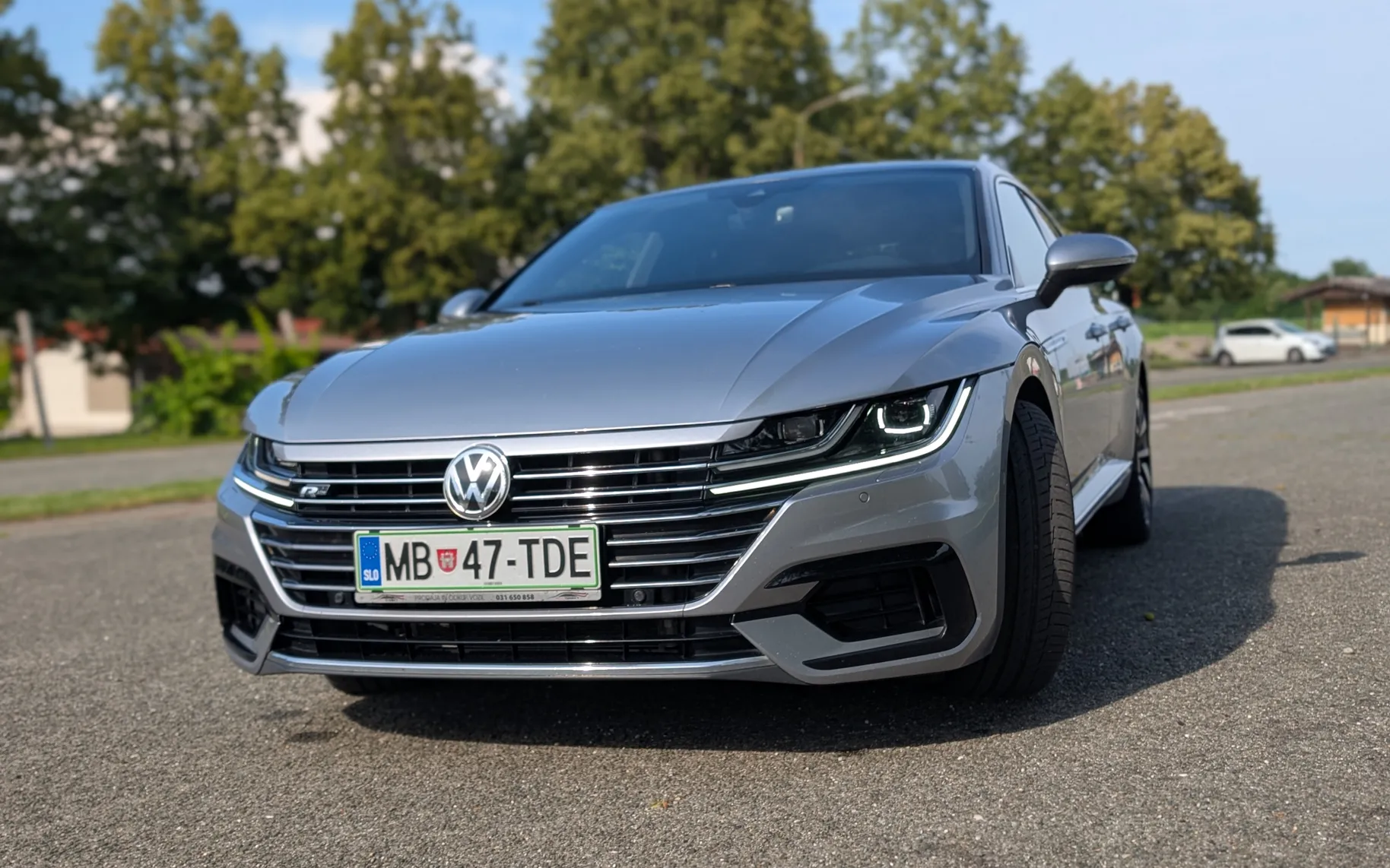 Zunanja slika - Volkswagen Arteon - 4motion 2,0 TDI BMT R-Line DSG - 4