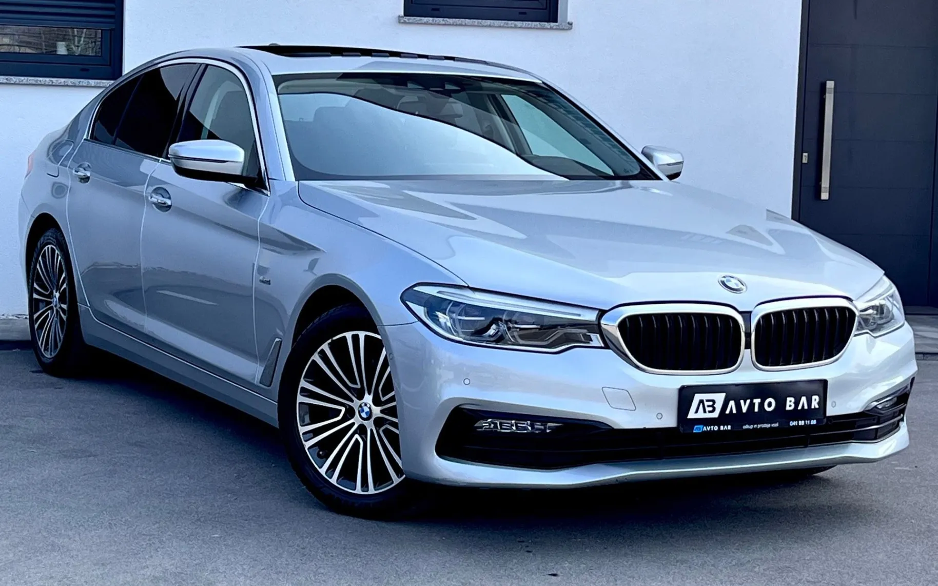 Zunanja slika - BMW serija 5: - 520d xDrive+F1+SPORT+LED+VIRTUAL+NAVI+ALU... - 3