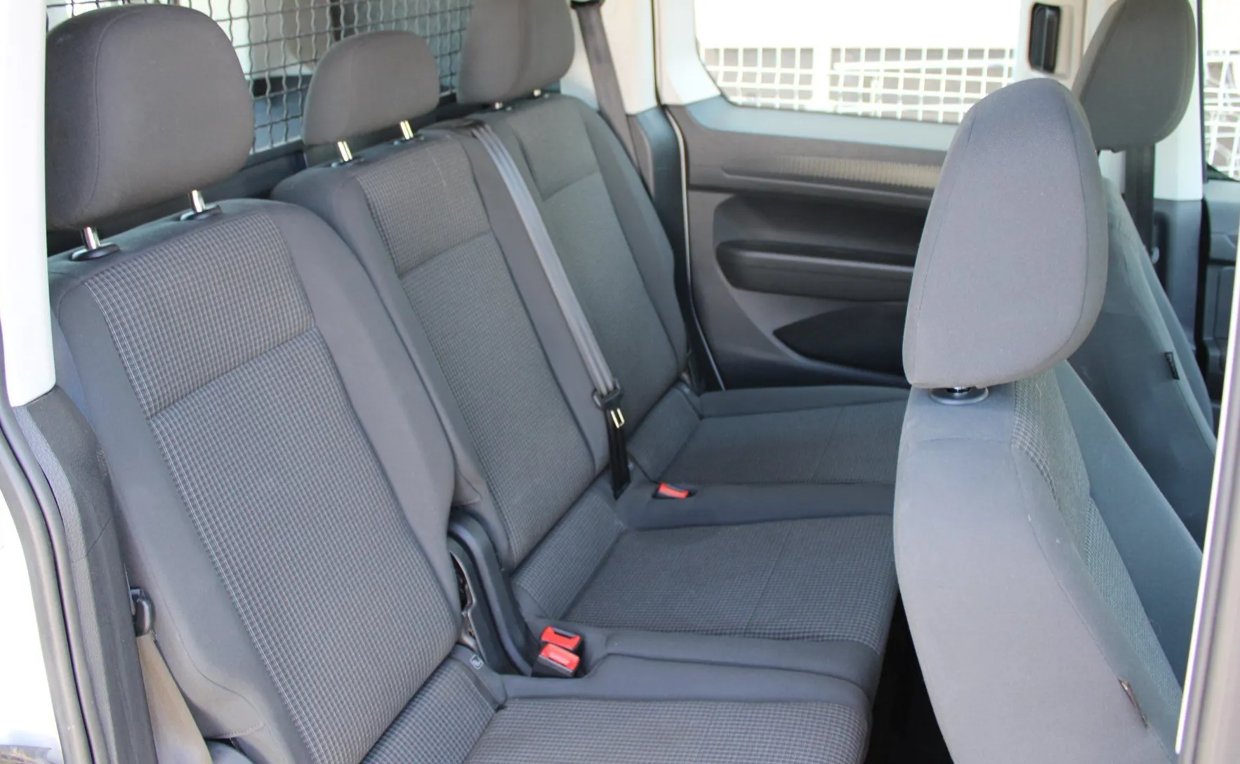 Zunanja slika - Volkswagen Caddy - 2.0 TDI Life-N1-ODBITEK DDV-PDC - 11
