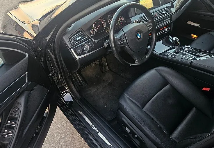 Zunanja slika - BMW Serija 5 - Touring: 530d xDrive 249ks AUTOMATIC °NAVI° tempomat - 7
